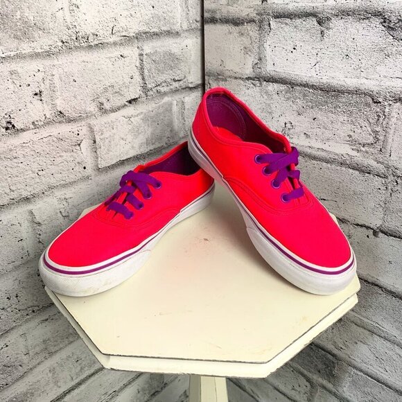 Vans Off the Wall Casual Pink Sneakers - Picture 1 of 7
